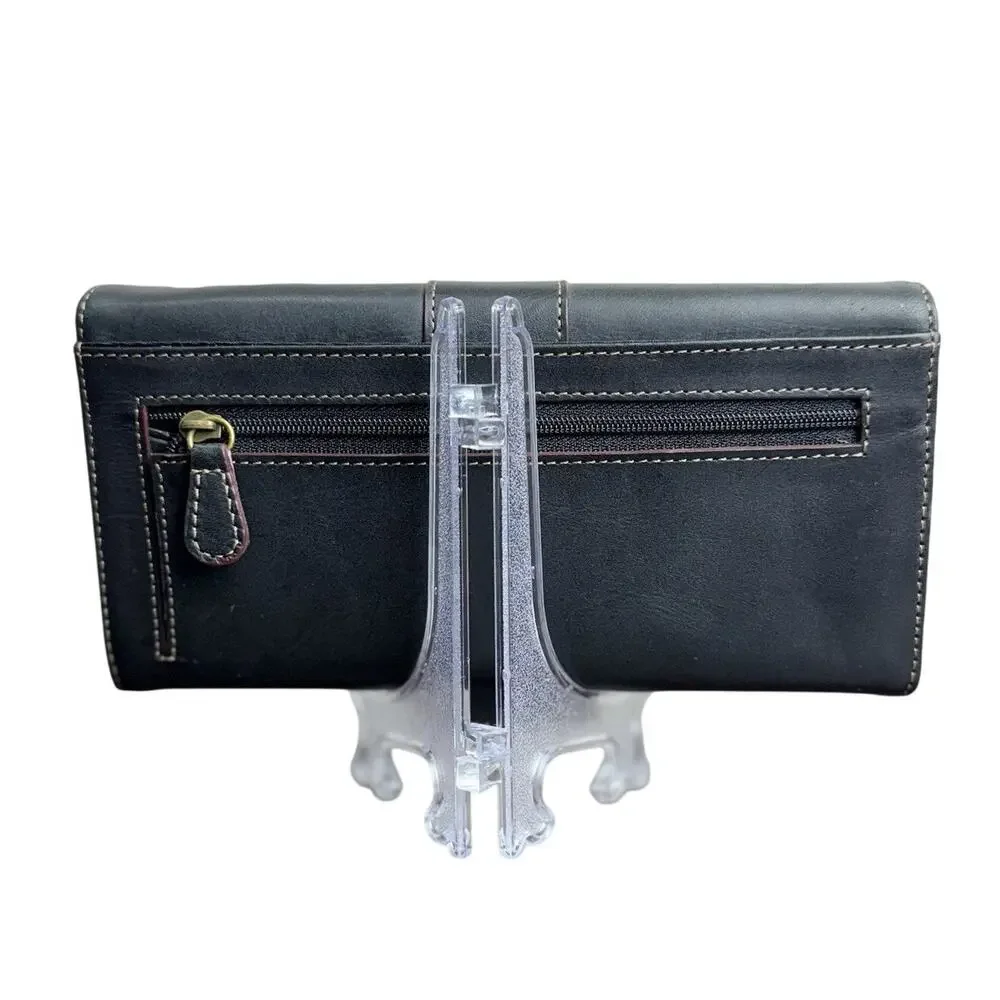 Franklin Covey Black Leather Buckle Clutch Wallet